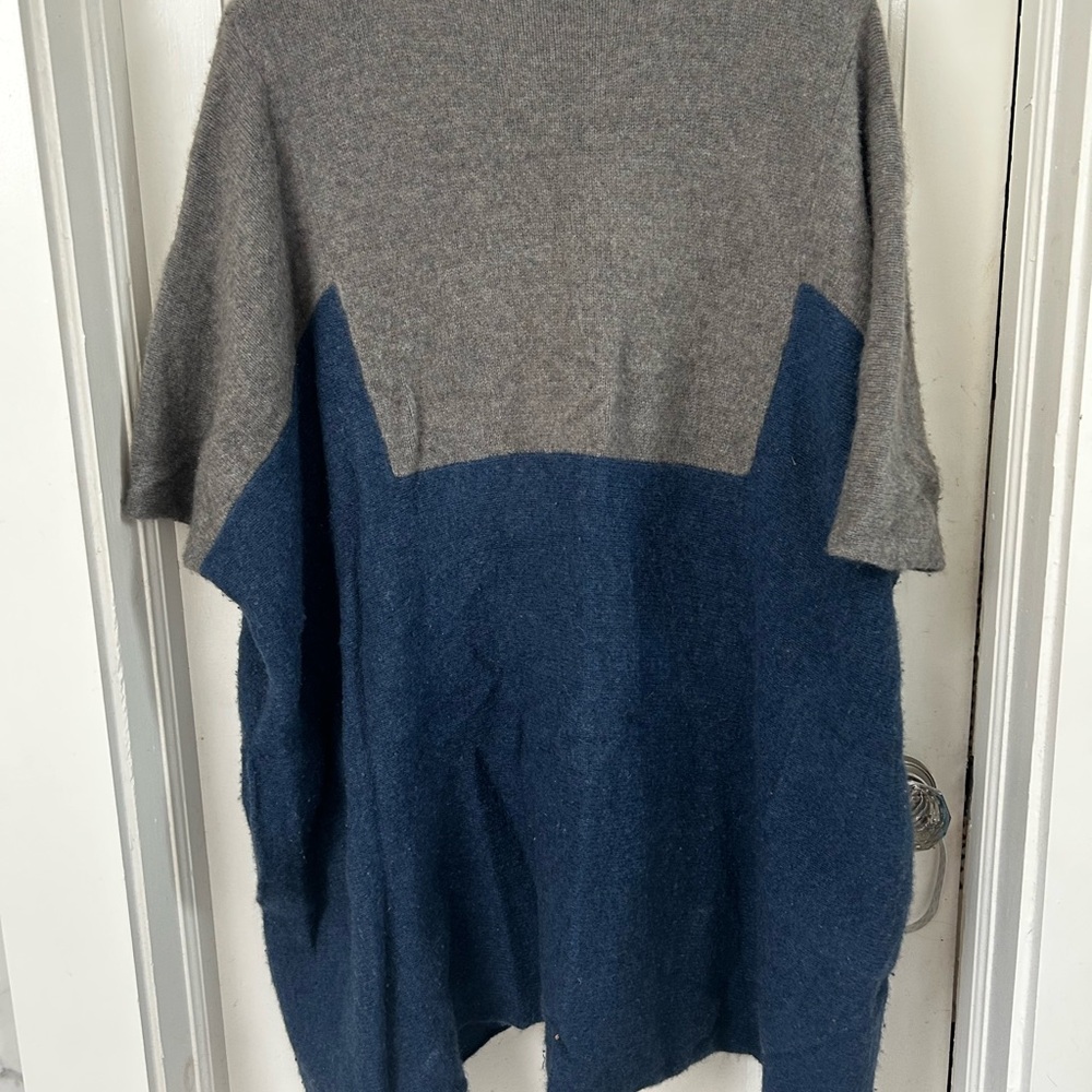 Cashmere Women's Gray and Blue Cape Sweater